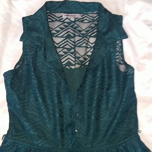 Dress - Picture 2 of 4